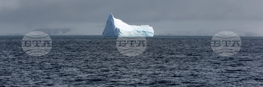 Part of Third Group of Bulgarian Antractic Explorers Reach Livingston Island