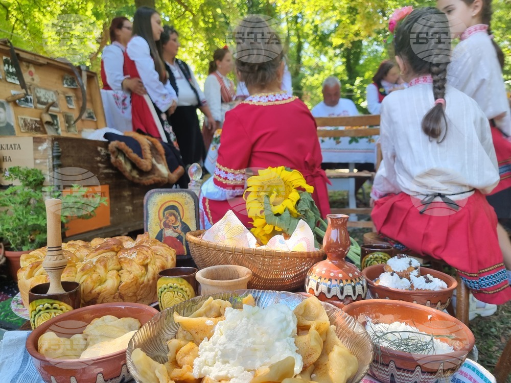 Село Генерал Инзово - фестивал на народната носия и традициите 