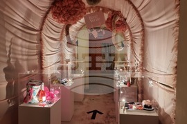 Румъния - изложба “Чанти: отвътре навън“