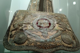 Румъния - изложба “Чанти: отвътре навън“