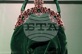 Румъния - изложба “Чанти: отвътре навън“