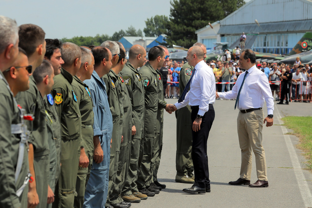 Президентът Румен Радев присъства на открития летателен ден по случай 110-годишнината от първия боен полет на Военновъздушните сили