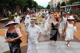 Парад на шапките 