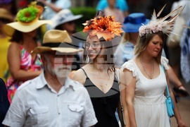 Парад на шапките 