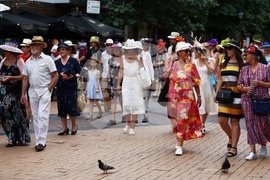 Парад на шапките 