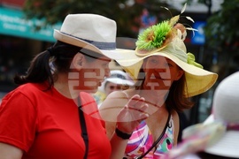 Парад на шапките 