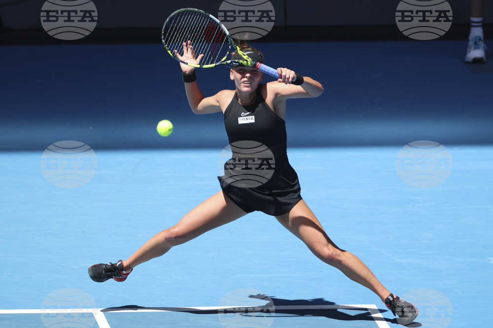 20-годишната чешка квалификантка Сара Бейлек триумфира с титлата на турнира по тенис в Абу Даби