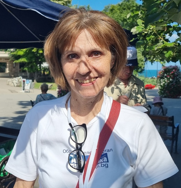 За държавните служители да се въведе сертификат за писмено владеене на български език, предлага експерт