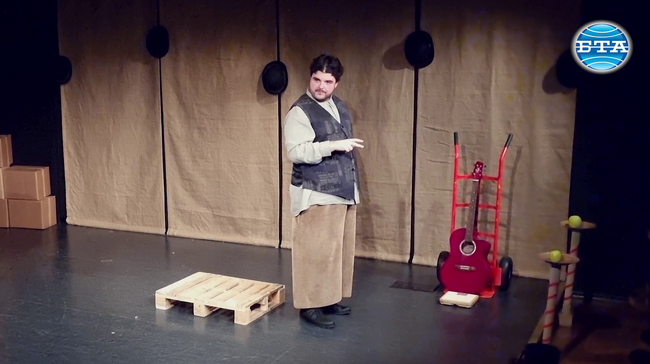 „Клуб на пороците“ в Сатирата: Няма по-добър обект за драматургията от хора без чувство за хумор