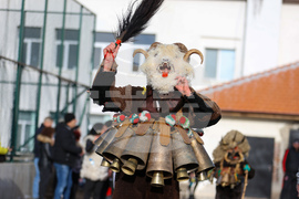 Село Ярджиловци - Сурва