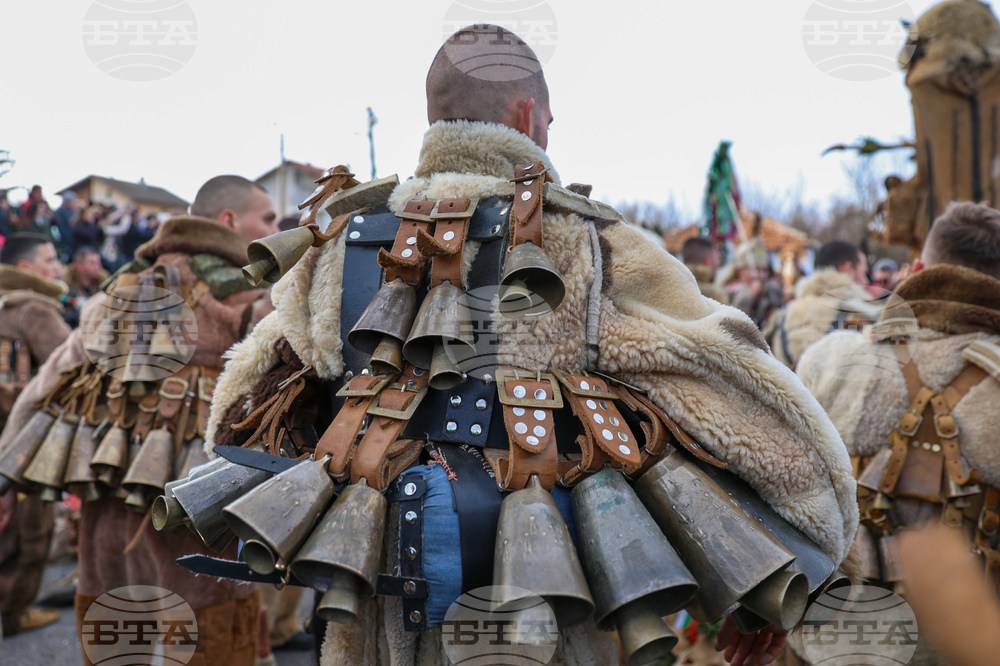 Село Ярджиловци - Сурва