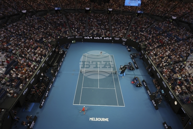 Аматьори ще играят срещу професионалисти преди началото на Откритото първенство на Австралия по тенис през следващата година