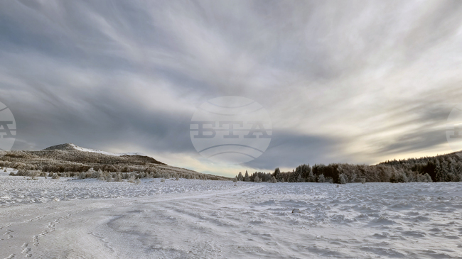 Служители на Националния парк „Централен Балкан“ и Планинската спасителна служба са открили туриста, обявен за издирване в Стара планина