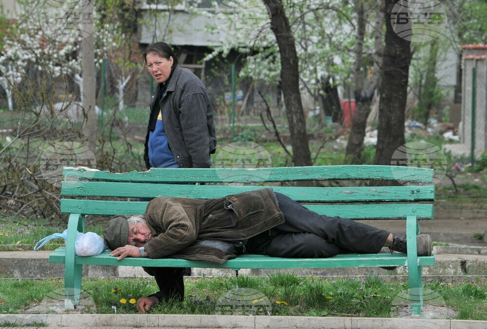 Бездомни хора от Лом ще получат социална подкрепа чрез закупуване на хранителни продукти