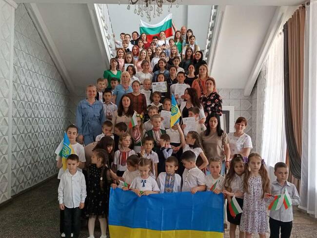 Българо-украинският образователен център "Медиа" осем години осъществява образователна дейност в Украйна
