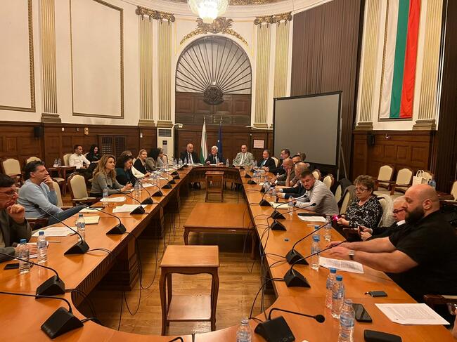 МЗХ: Министър Вътев проведе среща с браншови организации от сектор „Земеделие“