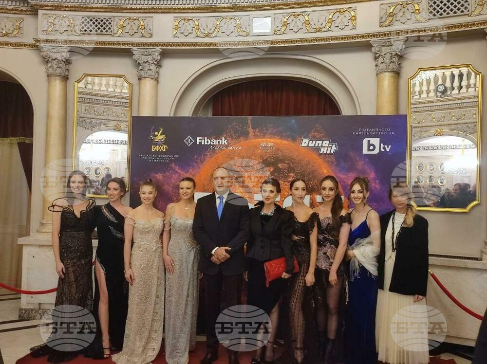 Andrey Andonov's Series The Way Depicting First Bulgarian Rhythmic Gymnastics Olympic Title Premieres in Sofia