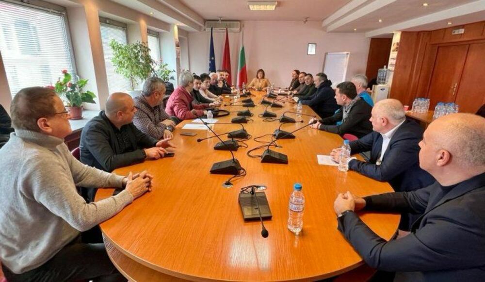 ИБ на БСП свиква заседание на Националния съвет на 20 януари
