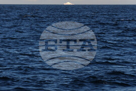 RSV 421 Drops Anchor at Livingston Island