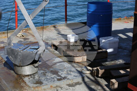 RSV 421 Drops Anchor at Livingston Island