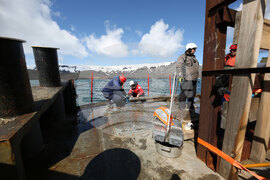 RSV 421 Drops Anchor at Livingston Island