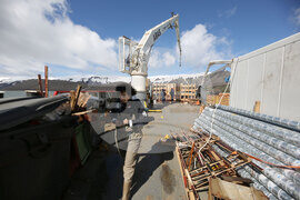 RSV 421 Drops Anchor at Livingston Island