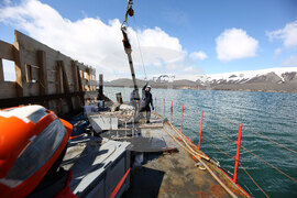 RSV 421 Drops Anchor at Livingston Island