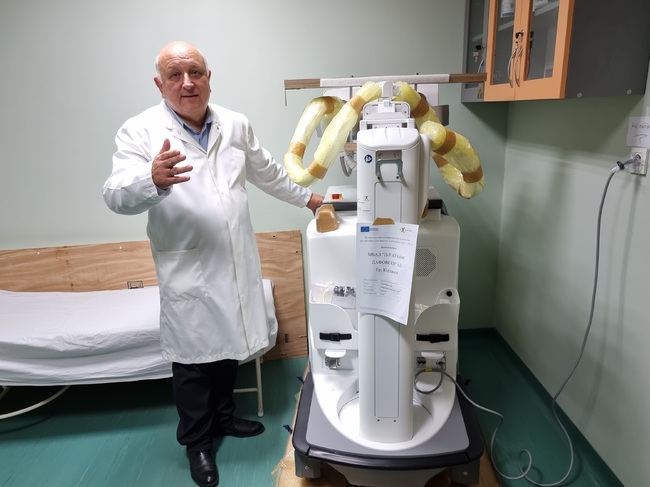 Подвижен високотехнологичен апарат за първична диагностика ще спомага работата на лекарите от спешното отделение на кърджалийската болница