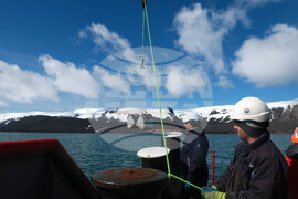 RSV 421 Drops Anchor at Livingston Island