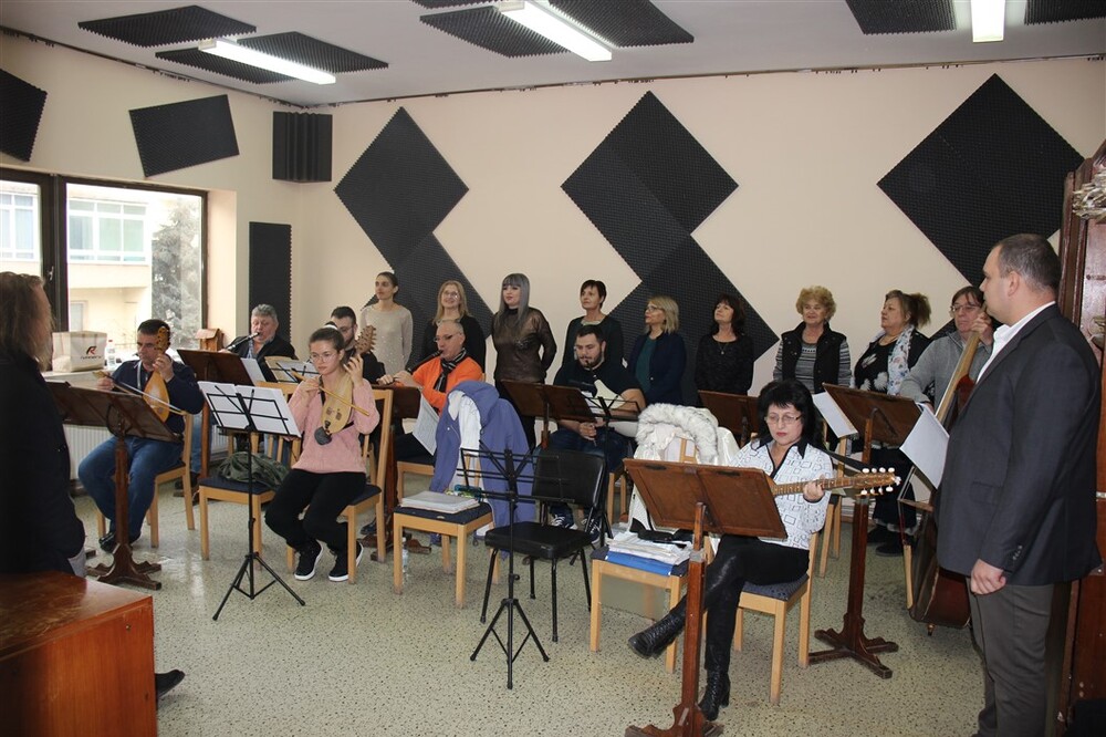 Капански ансамбъл – Разград: Българската музикална асоциация търси начини за по-доброто бъдеще на професионалните състави за народни песни и танци