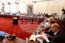 Парламент - Комисия по бюджет и финанси