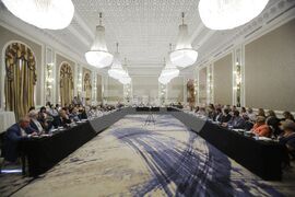 Конференция - „На следващия ден”