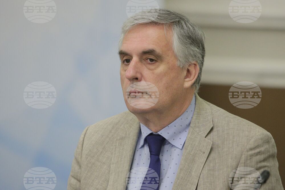 Конференция - „На следващия ден” - Ивайло Калфин