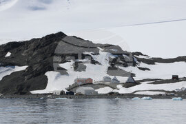 Национална антарктическа експедиция - остров Ливингстън - Изследователска база „Свети Климент Охридски“  