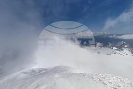 Национална антарктическа експедиция - остров Ливингстън - връх Чепеларе - изкачване