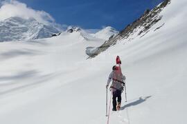 Национална антарктическа експедиция - остров Ливингстън - връх Чепеларе - изкачване