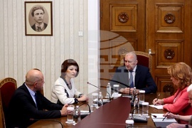 Румен Радев - ГЕРБ-СДС - консултации