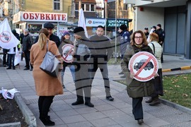 Пловдив - протест срещу изграждането на кариера в землището на село Горнослав