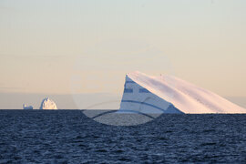  Национална антарктическа експедиция - залива Фолс Бей - пейзаж