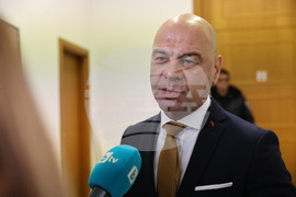 Пловдив - протест - паметник Альоша