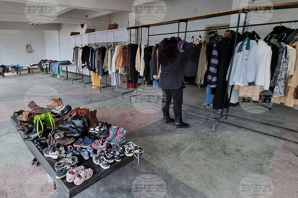 Free Clothing and Shoe Store Opens in Stubel Village