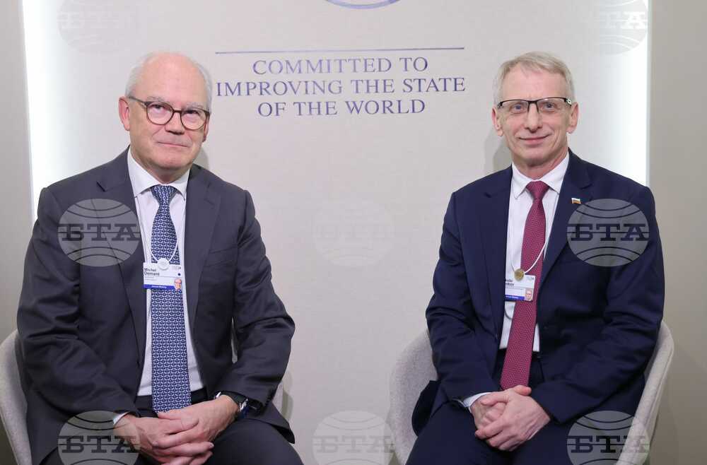 PM Denkov, AstraZeneca President Demare Discuss Improving Healthcare through Innovation in Davos
