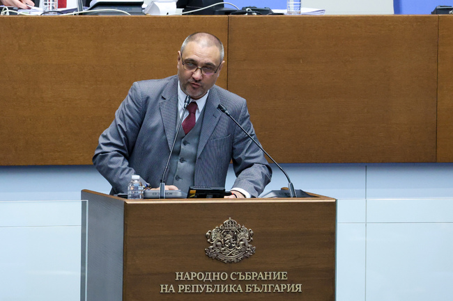 Мобилна медицинска помощ за населени места без лични лекари предвиждат промени в Закона за здравето, приети на първо четене от парламента