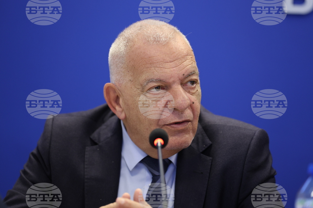 Румъния - Национален пресклуб на БТА-Букурещ - проект "Европа на Балканите: Общо бъдеще" - Радко Влайков