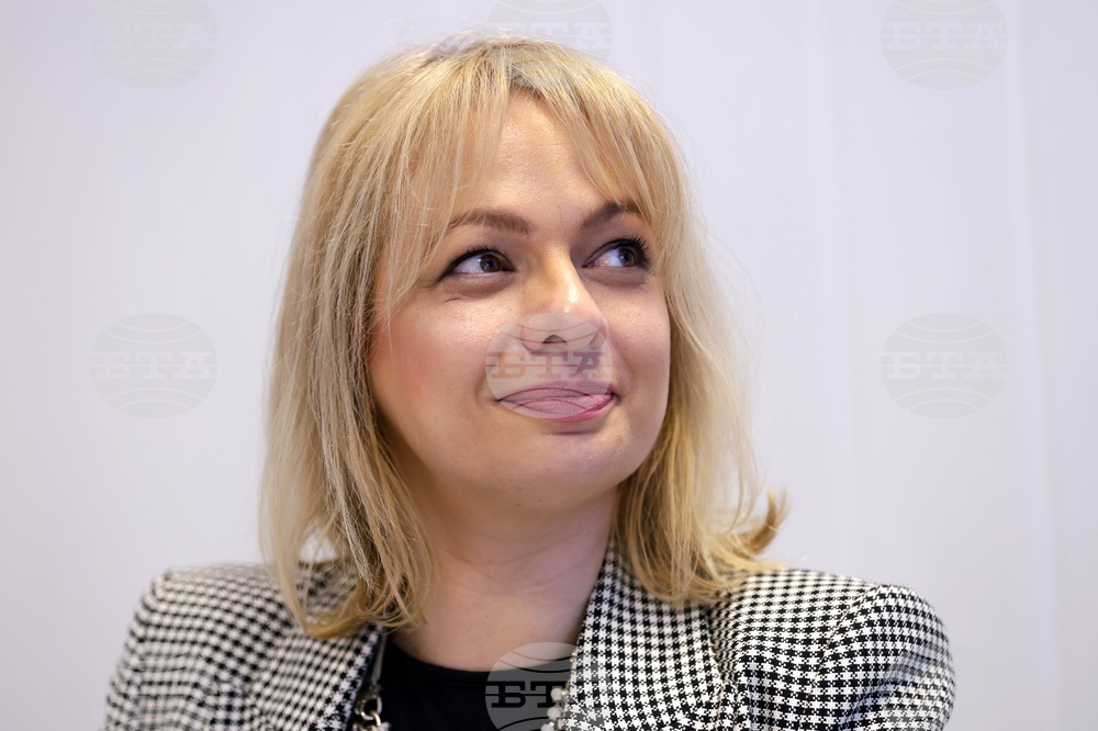 Румъния - Национален пресклуб на БТА-Букурещ - проект "Европа на Балканите: Общо бъдеще" - Симона Ватафу