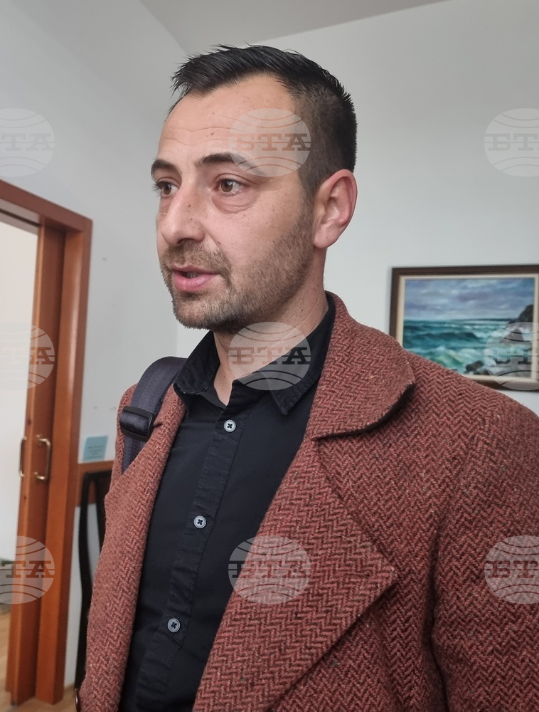 Кметът на Вълчи дол дарява свой имот за изграждане на приют за бездомни животни