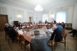 Парламент - Комисия по икономическа политика и иновации