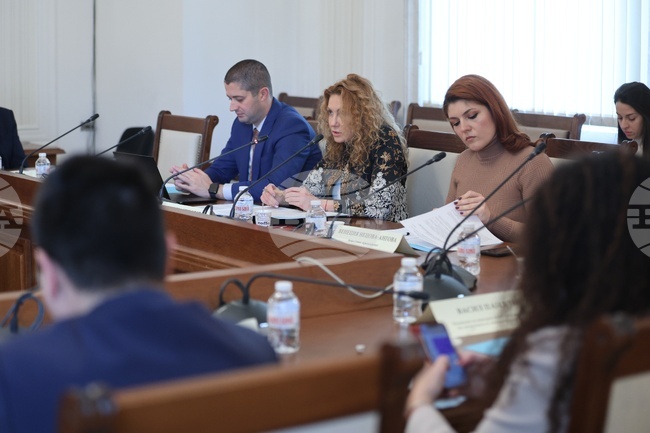 Парламент - Комисия за контрол върху управлението на средствата от европейските фондове