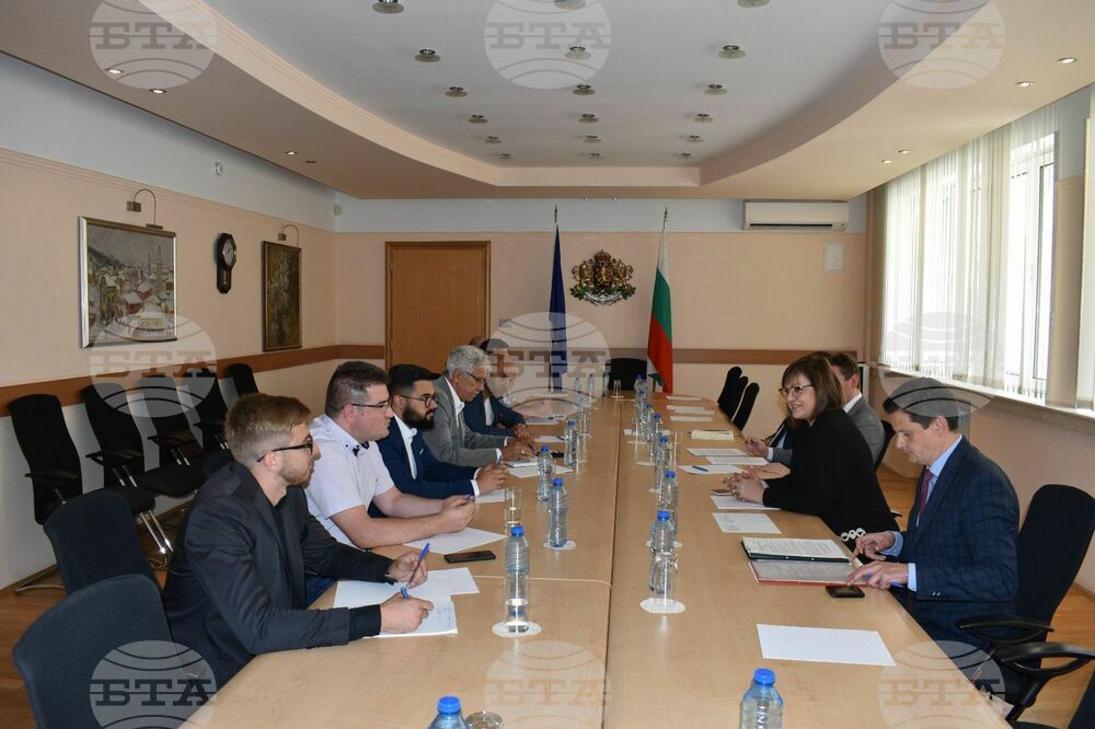 Deputy PM Ninova, Officials Meet with Representatives of Consumer Protection NGOs