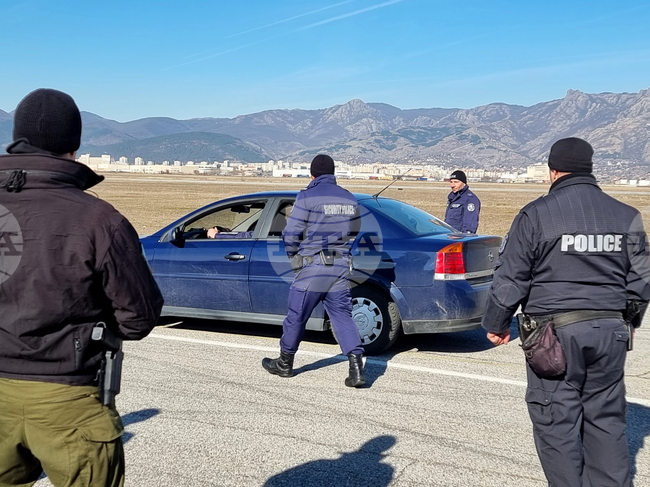 Временно затворен за движение ще бъде пътят от Сливен за Ямбол до летище „Бършен“ на 24 юни